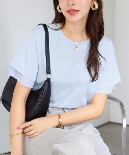 alotta(アロッタ)の「1枚マスト!袖口シフォンフレアスリーブTシャツ<接触冷感>(Tシャツ/カットソー・レディース・ネイビー/ブルー系その他/ピンク/オフホワイト/ブラック・L/LL/M)」の4枚目の写真