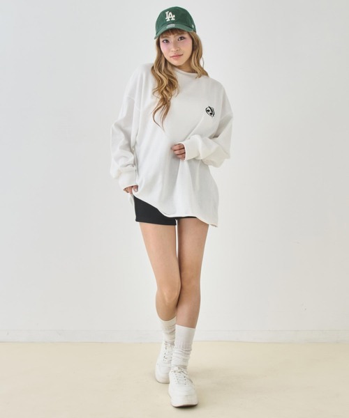 ANAP（アナップ）の「ロゴプリントカットオフミニ裏毛トップス（その他トップス・レディース・ブルー/ブラック/ホワイト・F）」の8枚目の写真