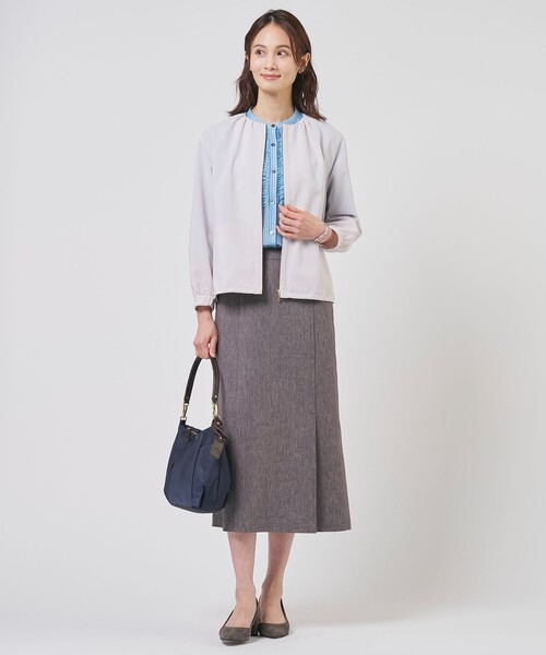 J.PRESS(ジェイプレス)の「【セット着用可】リネンバイオシャンブレー Aライン スカート(スカート・レディース・ネイビー系/ブラウン系/ベージュ系・11/9/7)」の5枚目の写真