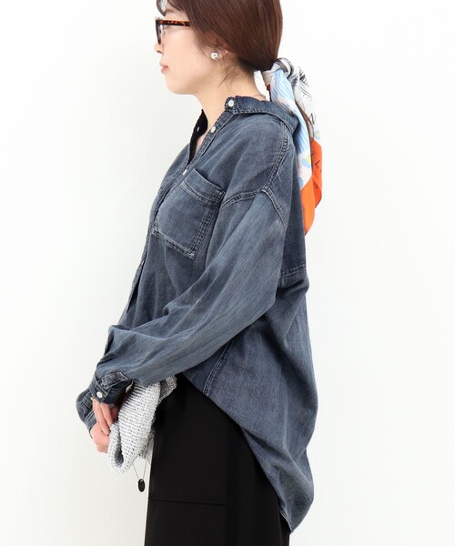 MICO COULIER（ミコクリエ）の「シアーデニムシャツ（シャツ/ブラウス・レディース・ライトブルー/グレー/インディゴブルー・38）」の13枚目の写真