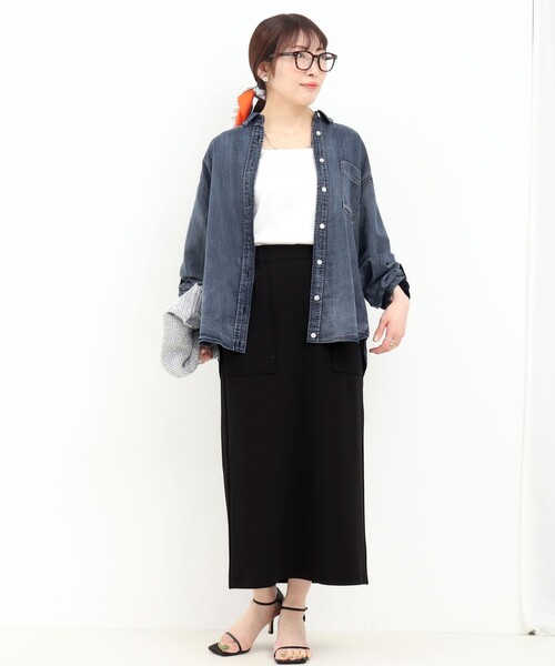 MICO COULIER（ミコクリエ）の「シアーデニムシャツ（シャツ/ブラウス・レディース・ライトブルー/グレー/インディゴブルー・38）」の16枚目の写真