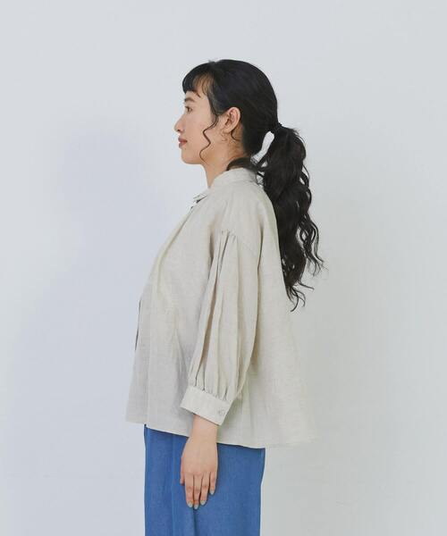 conges payes ADIEU TRISTESSE（コンジェ ペイエ アデュートリステス）の「コットンリネンギャザーシャツ（シャツ/ブラウス・レディース・ベージュ/イエロー/ミント・38）」の17枚目の写真