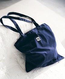 AKTE（アクテ）の「ファスナーロゴトートBAG（トートバッグ）」