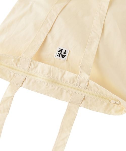 AKTE（アクテ）の「ファスナーロゴトートBAG（トートバッグ・レディース・ネイビー/アイボリー/サックスブルー・FREE）」の4枚目の写真