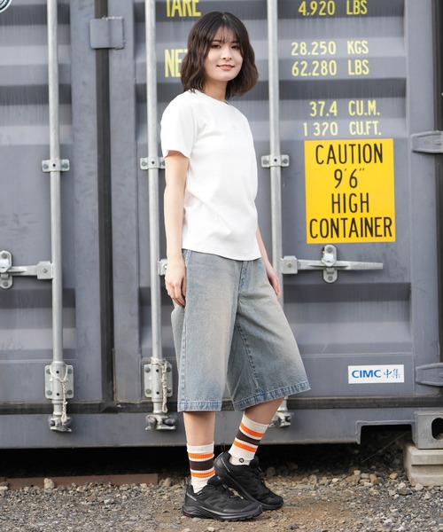 NEW ERA(ニューエラ)の「NEW ERA/ニューエラ レディース 半袖 クロップドTシャツ WS SS TEE FLAG(Tシャツ/カットソー・レディース・ブラック/ホワイト・S/M)」の8枚目の写真