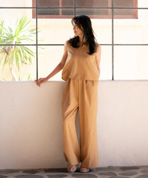 ROPE'(ロペ)の「バックオープンオールインワン/イージーケア(つなぎ/オールインワン・レディース・ブラック/ベージュ/ブルー・FREE)」の4枚目の写真