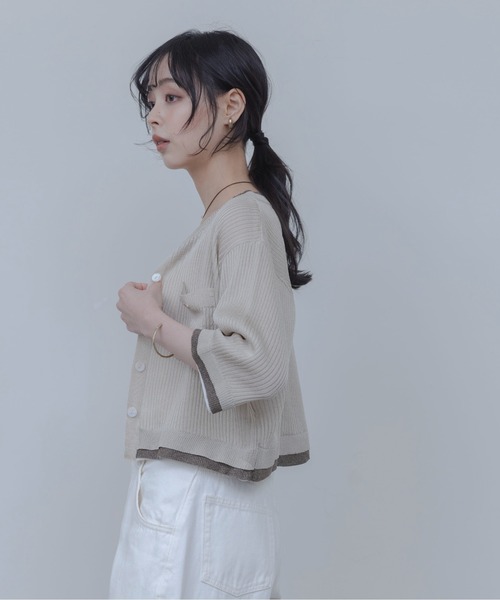 Eimee Law(エイミーロウ)の「レイヤードライクハーフスリーブカーディガン(カーディガン/ボレロ・レディース・ベージュ/ブラック/グレー・FREE)」の8枚目の写真
