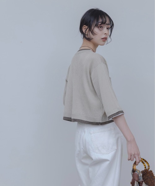 Eimee Law(エイミーロウ)の「レイヤードライクハーフスリーブカーディガン(カーディガン/ボレロ・レディース・ベージュ/ブラック/グレー・FREE)」の10枚目の写真