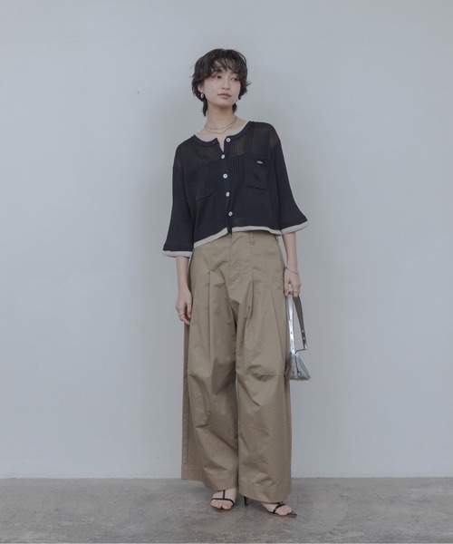 Eimee Law(エイミーロウ)の「レイヤードライクハーフスリーブカーディガン(カーディガン/ボレロ・レディース・ベージュ/ブラック/グレー・FREE)」の11枚目の写真