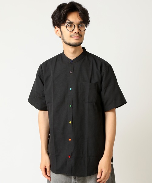 ARCADE（アーケード）の「春 バンドカラー 半袖 オックスフォードシャツ/選べるマルチ釦&ノーマル釦（シャツ/ブラウス・メンズ・サックスブルー系1/ホワイト系2/ホワイト系1/ネイビー系2/ブラック系2/ネイビー系1/ブラック系1/サックスブルー系2・M/LL/L）」の4枚目の写真