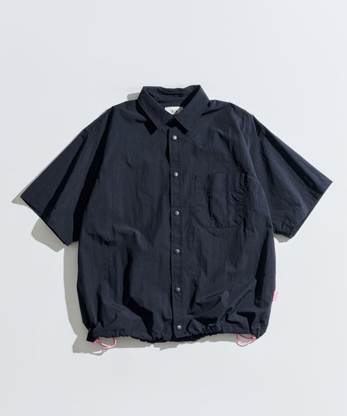 WETTEMPT（ウィテンプト）の「NYLON BICOLOR DRAWSTRING S/S SHIRT / ナイロンバイカラードローコードS/Sシャツ（シャツ/ブラウス・メンズ・ブラウン/ネイビー/ブラック・SMALL/MEDIUM/LARGE）」の19枚目の写真