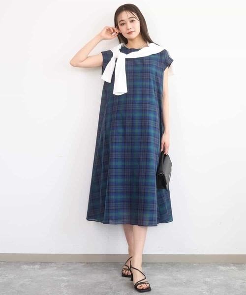 MK MICHEL KLEIN（エムケーミッシェルクラン）の「オーガンジーチェック柄フレアシルエットワンピース/洗える（ワンピース・レディース・ネイビー/ベージュ・38）」の21枚目の写真