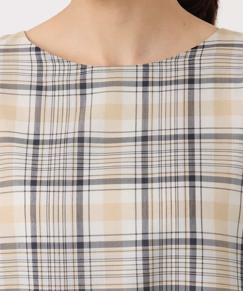 MK MICHEL KLEIN（エムケーミッシェルクラン）の「オーガンジーチェック柄フレアシルエットワンピース/洗える（ワンピース・レディース・ネイビー/ベージュ・38）」の5枚目の写真