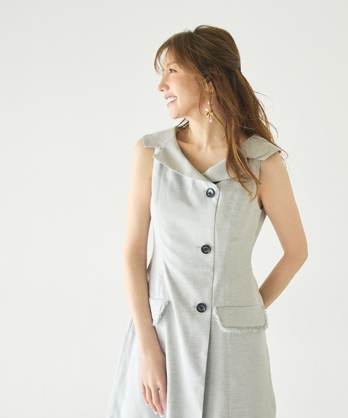 Audie a Muses(オーディアミューズ)の「【モデル美香×Audie a Muses】ラップ風デザインワンピース(ワンピース・レディース・グレー/ブラック・36/40/42/38)」の12枚目の写真
