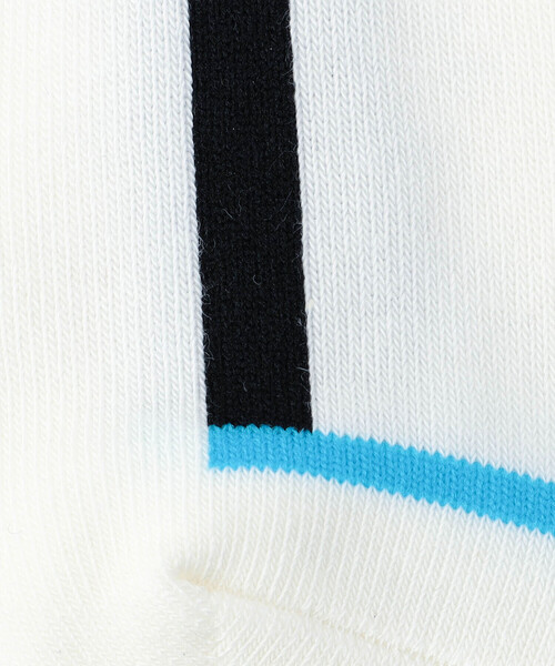 COMME CA MEN（コムサメン）の「ライン柄 クルーソックス（ソックス/靴下・メンズ・グレー/アイボリー/ブラック/ネイビー・27.0cm）」の9枚目の写真