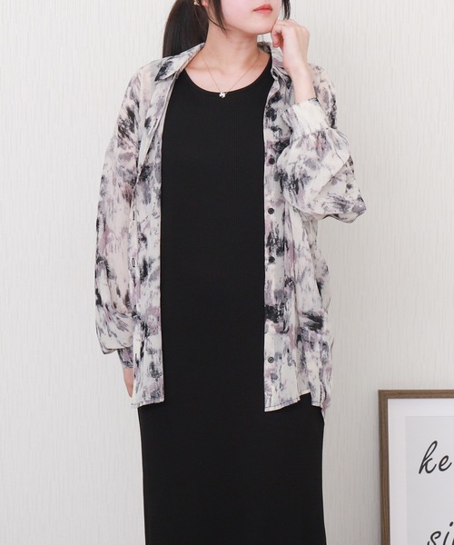 libelle more（リベル モア）の「タンク付ニュアンス柄オーバーサイズ長袖シアーシャツ（シャツ/ブラウス・レディース・グレー/ブルー/ブラック/ブラウン・L/M）」の13枚目の写真