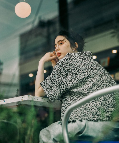 niko and...(ニコアンド)の「DRYクシュイージーシャツ(シャツ/ブラウス・レディース・ダークブルー/チャコール/ダークグレー/ホワイト・LARGE/MEDIUM)」の19枚目の写真