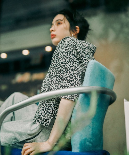 niko and...(ニコアンド)の「DRYクシュイージーシャツ(シャツ/ブラウス・レディース・ダークブルー/チャコール/ダークグレー/ホワイト・LARGE/MEDIUM)」の21枚目の写真