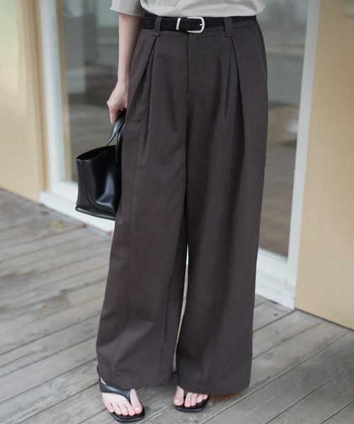 Doula Doula(ドゥーラドゥーラ)の「センターライン入りワイドタックパンツ(その他パンツ・レディース・ネイビー/モカ/ブラウン・FREE)」の2枚目の写真