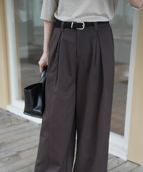 Doula Doula(ドゥーラドゥーラ)の「センターライン入りワイドタックパンツ(その他パンツ・レディース・ネイビー/モカ/ブラウン・FREE)」の8枚目の写真