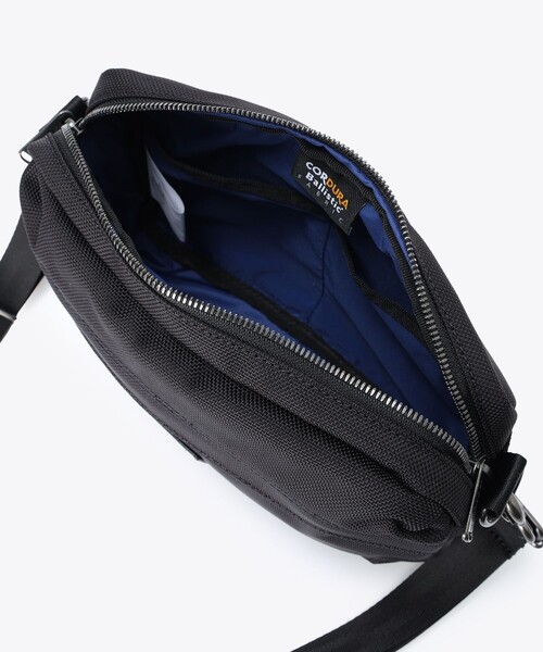 Columbia(コロンビア)の「限定展開 COLUMBIA BLACK LABEL/ グレートスモーキーガーデンBKショルダー /コロンビア(ショルダーバッグ・レディース・ブラック・ONE SIZE)」の4枚目の写真