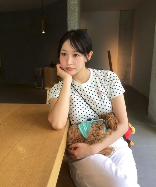 ROGIN N ROSIE(ロギンエンロージー)の「Logo Point Dotted T-shirt White(Tシャツ/カットソー・レディース・その他・FREE)」の4枚目の写真