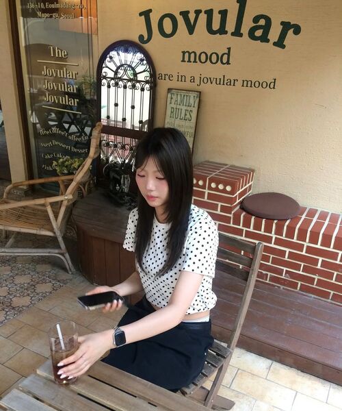 ROGIN N ROSIE(ロギンエンロージー)の「Logo Point Dotted T-shirt White(Tシャツ/カットソー・レディース・その他・FREE)」の5枚目の写真