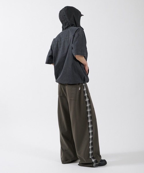 Perushu（ペルーシュ）の「VINTAGELIKE BICOLOR HOODED ANORAK SHIRT／ヴィンテージライクバイカラーフードアノラックシャツ（シャツ/ブラウス・メンズ・ブラウン/チャコールグレー・MEDIUM/LARGE）」の9枚目の写真