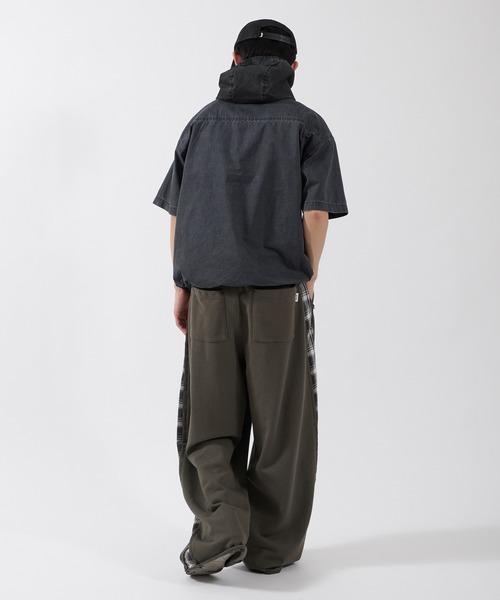 Perushu（ペルーシュ）の「VINTAGELIKE BICOLOR HOODED ANORAK SHIRT／ヴィンテージライクバイカラーフードアノラックシャツ（シャツ/ブラウス・メンズ・ブラウン/チャコールグレー・MEDIUM/LARGE）」の11枚目の写真