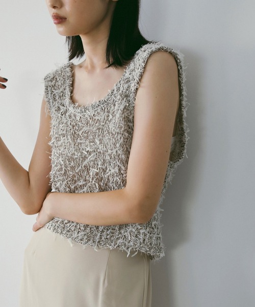 anuke（アンヌーク）の「Mixyarn Knit Vest（ベスト・レディース・グレー/アイボリー・FREE）」の4枚目の写真
