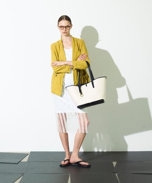 TOFF&LOADSTONE(トフアンドロードストーン)の「Serene canvas (セリーン キャンバス)(トートバッグ・レディース・ブラック・00)」の3枚目の写真