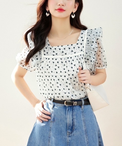 LUCPY(ラクピー)の「ドットシアーフリルブラウス(シャツ/ブラウス・レディース・ホワイト・X-LARGE/LARGE/MEDIUM/SMALL)」の1枚目の写真