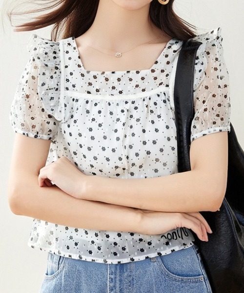 LUCPY(ラクピー)の「ドットシアーフリルブラウス(シャツ/ブラウス・レディース・ホワイト・X-LARGE/LARGE/MEDIUM/SMALL)」の5枚目の写真