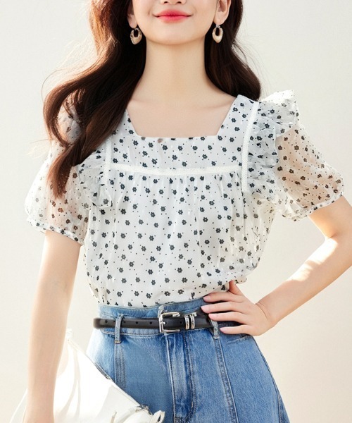 LUCPY(ラクピー)の「ドットシアーフリルブラウス(シャツ/ブラウス・レディース・ホワイト・X-LARGE/LARGE/MEDIUM/SMALL)」の3枚目の写真