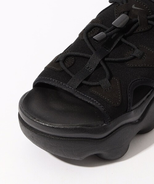 NIKE（ナイキ）の「Nike KOKO エア マックス ココ サンダル（サンダル・レディース・ブラック・25/23/24）」の2枚目の写真