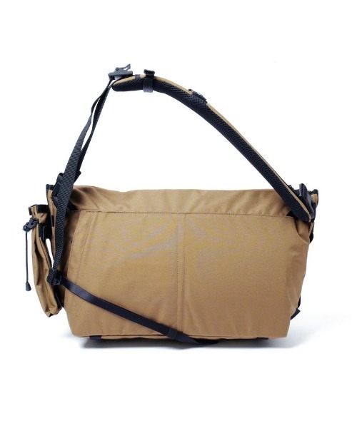AS2OV（アッソブ）の「【AS2OV/アッソブ】 330×1000D CORDURA STANDARD SERIES MESSENGER / メッセンジャーバッグ ショルダーバッグ（メッセンジャーバッグ・メンズ・ネイビー/キャメル/チョコ/カーキ/ブラック/グレー・FREE）」の7枚目の写真