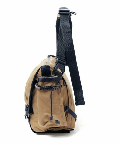 AS2OV（アッソブ）の「【AS2OV/アッソブ】 330×1000D CORDURA STANDARD SERIES MESSENGER / メッセンジャーバッグ ショルダーバッグ（メッセンジャーバッグ・メンズ・ネイビー/キャメル/チョコ/カーキ/ブラック/グレー・FREE）」の8枚目の写真
