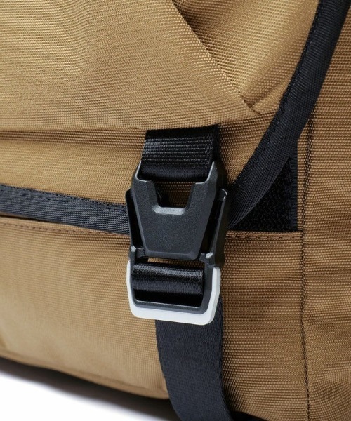 AS2OV（アッソブ）の「【AS2OV/アッソブ】 330×1000D CORDURA STANDARD SERIES MESSENGER / メッセンジャーバッグ ショルダーバッグ（メッセンジャーバッグ・メンズ・ネイビー/キャメル/チョコ/カーキ/ブラック/グレー・FREE）」の11枚目の写真