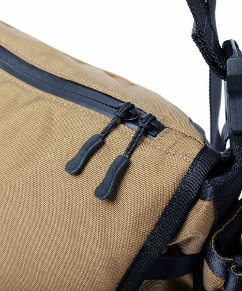 AS2OV（アッソブ）の「【AS2OV/アッソブ】 330×1000D CORDURA STANDARD SERIES MESSENGER / メッセンジャーバッグ ショルダーバッグ（メッセンジャーバッグ・メンズ・ネイビー/キャメル/チョコ/カーキ/ブラック/グレー・FREE）」の17枚目の写真
