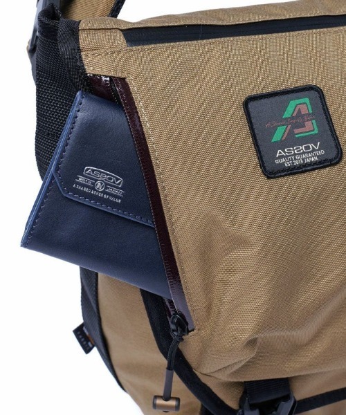 AS2OV（アッソブ）の「【AS2OV/アッソブ】 330×1000D CORDURA STANDARD SERIES MESSENGER / メッセンジャーバッグ ショルダーバッグ（メッセンジャーバッグ・メンズ・ネイビー/キャメル/チョコ/カーキ/ブラック/グレー・FREE）」の21枚目の写真
