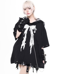 『TRAVAS TOKYO/トラバス トーキョー』レース使いセーラーカラーTシャツ
