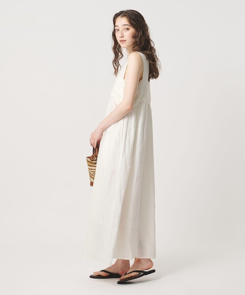 UNITED ARROWS（ユナイテッドアローズ）の「エンブロイダリー ノースリーブ ワンピース（ワンピース・レディース・ダークブラウン/ブラック/オフホワイト・38/36）」の8枚目の写真