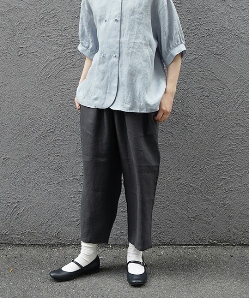 オローネ(オローネ)の「バルーンパンツ“リネン”(その他パンツ・レディース・シルバーグレー/ブラウン/チャコールグレー・FREE)」の4枚目の写真