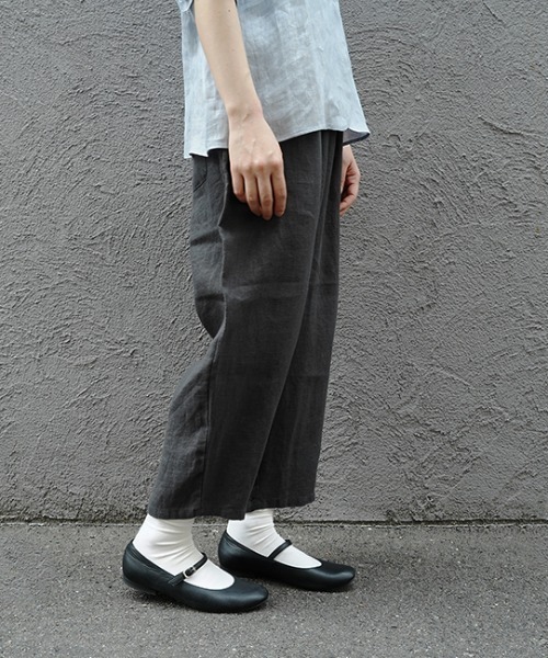 オローネ(オローネ)の「バルーンパンツ“リネン”(その他パンツ・レディース・シルバーグレー/ブラウン/チャコールグレー・FREE)」の6枚目の写真