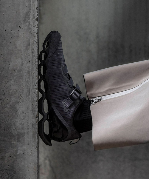 JOURNAL STANDARD（ジャーナルスタンダード）の「MIZUNO / ミズノ ウエーブ プロフェシー ストラップ 2（スニーカー・メンズ・スミクロ・28cm/27.5cm/27cm/26.5cm/26cm）」の3枚目の写真
