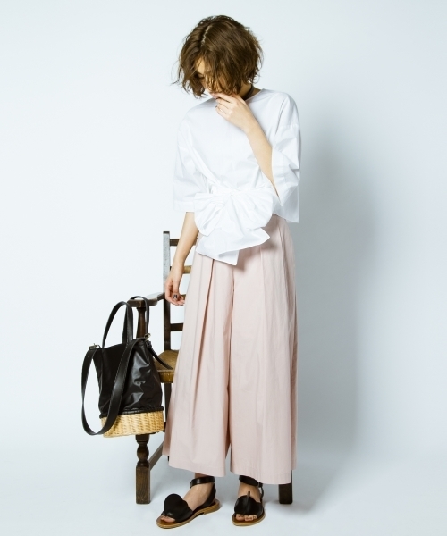 Ray BEAMS（レイビームス）の「◇Ray BEAMS / タック フレアー ワイドパンツ（その他パンツ・レディース・ピンク/オリーブ・1/0）」の12枚目の写真