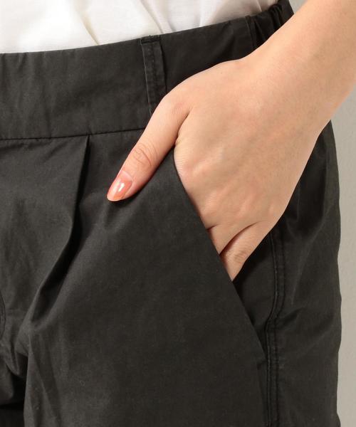coen（コーエン）の「ダンプタックチノテーパードクロップドパンツ（チノパンツ・レディース・ブラック/ベージュ/ナチュラル/オリーブ・SMALL/LARGE/MEDIUM）」の14枚目の写真