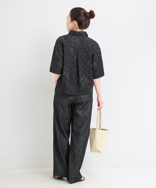 B.C STOCK（ベーセーストック）の「【WEB限定】ウォッシャブル / プリントレース クロップドシャツ（シャツ/ブラウス・レディース・ブラック/ホワイト・FREE）」の5枚目の写真