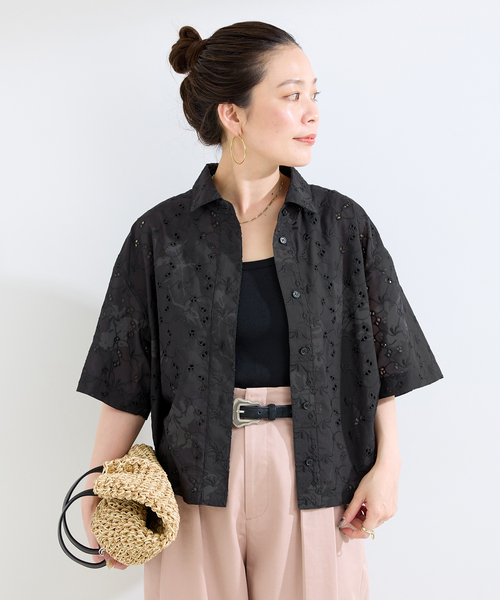 B.C STOCK（ベーセーストック）の「【WEB限定】ウォッシャブル / プリントレース クロップドシャツ（シャツ/ブラウス・レディース・ブラック/ホワイト・FREE）」の13枚目の写真