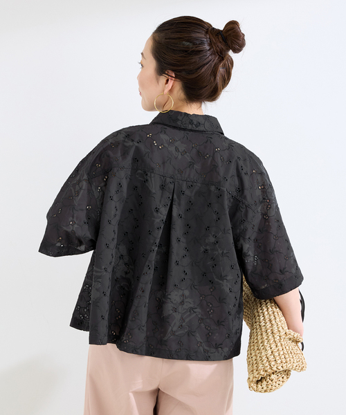 B.C STOCK（ベーセーストック）の「【WEB限定】ウォッシャブル / プリントレース クロップドシャツ（シャツ/ブラウス・レディース・ブラック/ホワイト・FREE）」の16枚目の写真